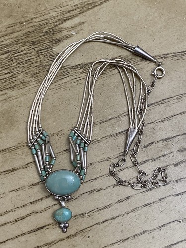 Collana con ciondolo - , multifilo